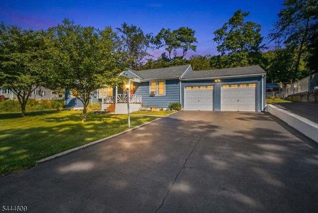 54 Oslo Dr, Rockaway Twp., NJ 07866