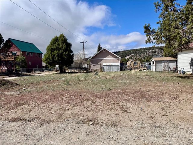 0 5th, Big Bear City, CA 92314