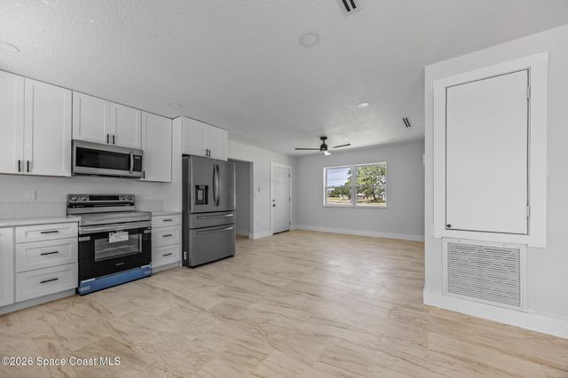1106 Wild Rose Drive NE, Palm Bay, FL 32905