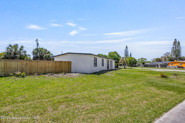 1106 Wild Rose Drive NE, Palm Bay, FL 32905