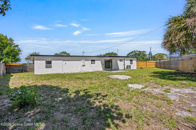 1106 Wild Rose Drive NE, Palm Bay, FL 32905
