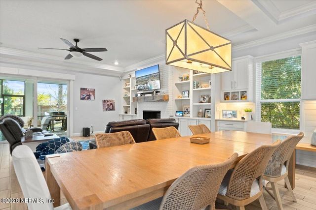 32 WATERLINE Drive, St. Johns, FL 32259