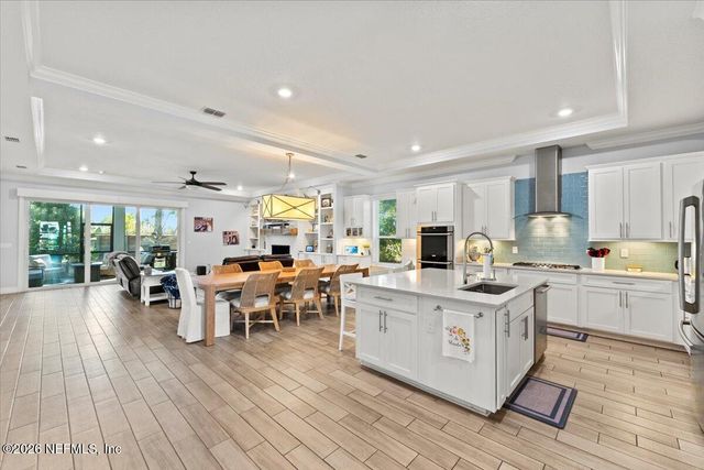 32 WATERLINE Drive, St. Johns, FL 32259