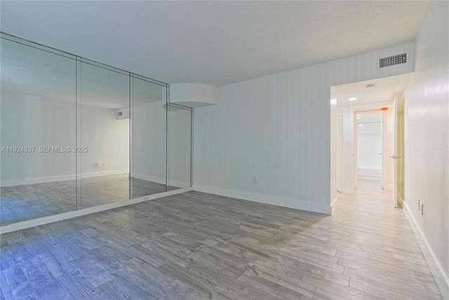 1655 NE 115th St 7B, Miami, FL 33181