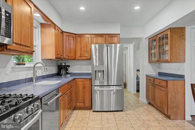 1 GRAYBRIDGE DR, Wilmington, DE 19810