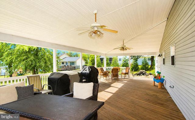 1 GRAYBRIDGE DR, Wilmington, DE 19810
