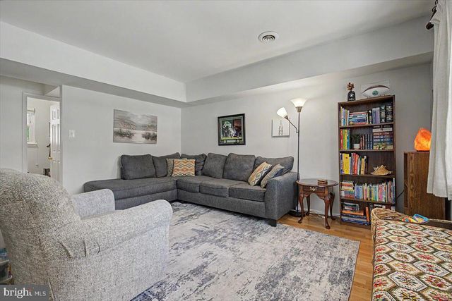 1 GRAYBRIDGE DR, Wilmington, DE 19810