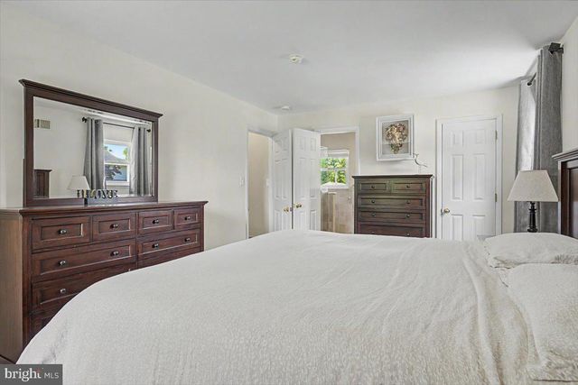 1 GRAYBRIDGE DR, Wilmington, DE 19810