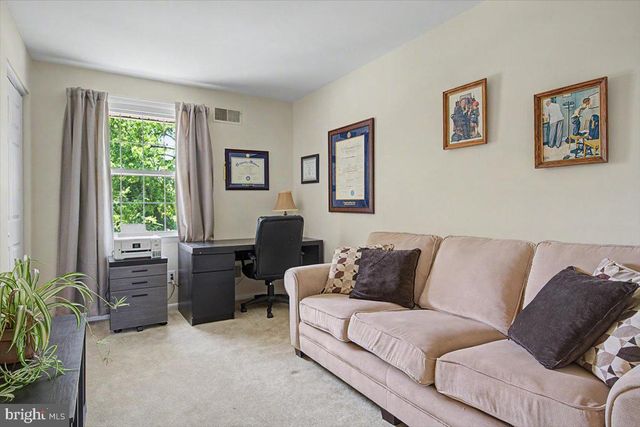 1 GRAYBRIDGE DR, Wilmington, DE 19810