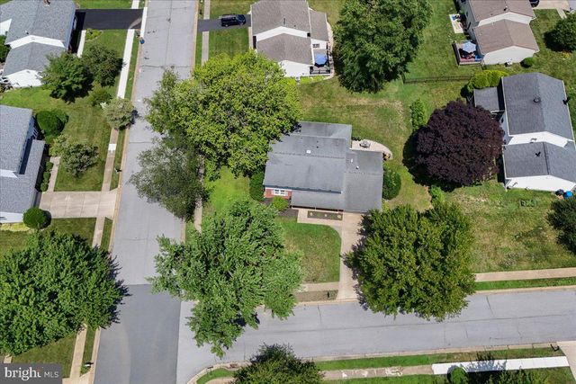 1 GRAYBRIDGE DR, Wilmington, DE 19810