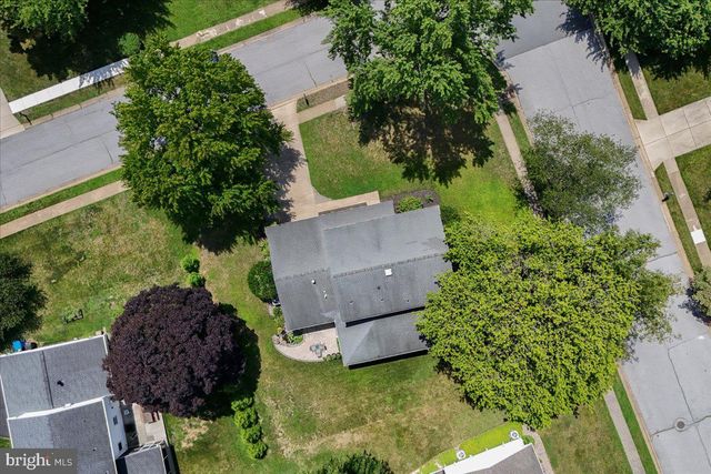 1 GRAYBRIDGE DR, Wilmington, DE 19810