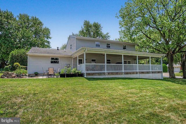 1 GRAYBRIDGE DR, Wilmington, DE 19810