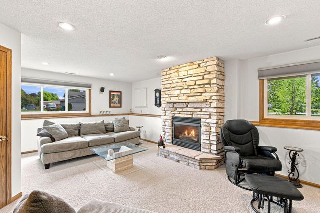 12555 Hillside Lane SE, Becker, MN 55308