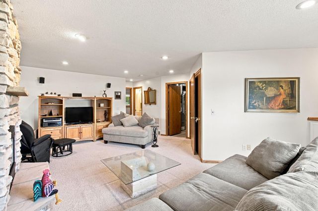 12555 Hillside Lane SE, Becker, MN 55308