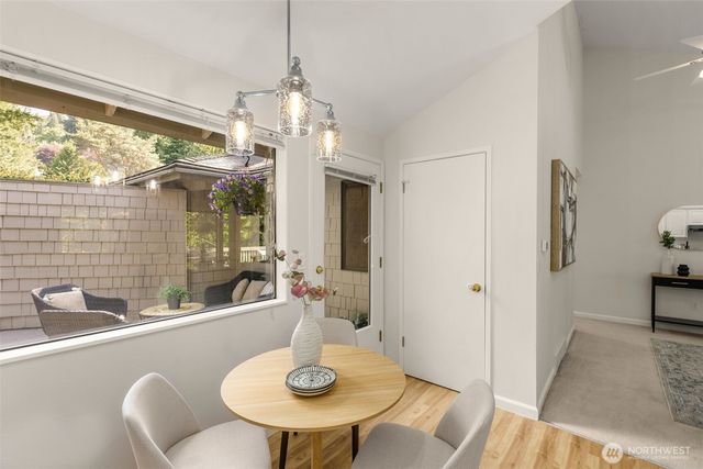5221 Somerset Drive SE, Bellevue, WA 98006
