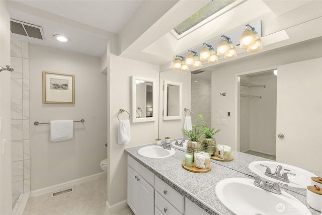 5221 Somerset Drive SE, Bellevue, WA 98006