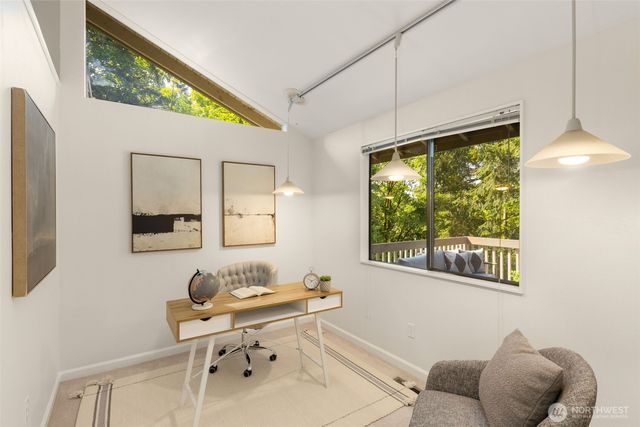 5221 Somerset Drive SE, Bellevue, WA 98006