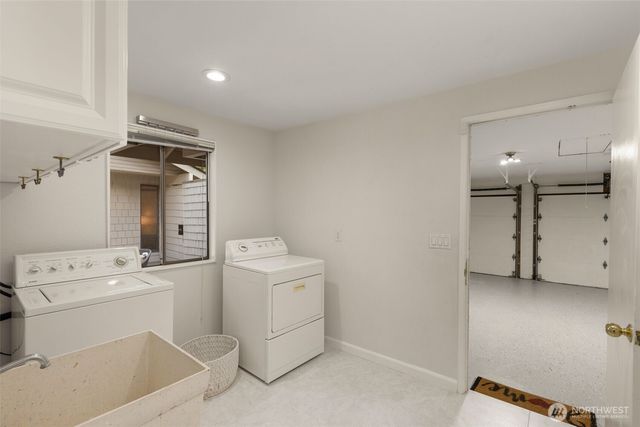 5221 Somerset Drive SE, Bellevue, WA 98006