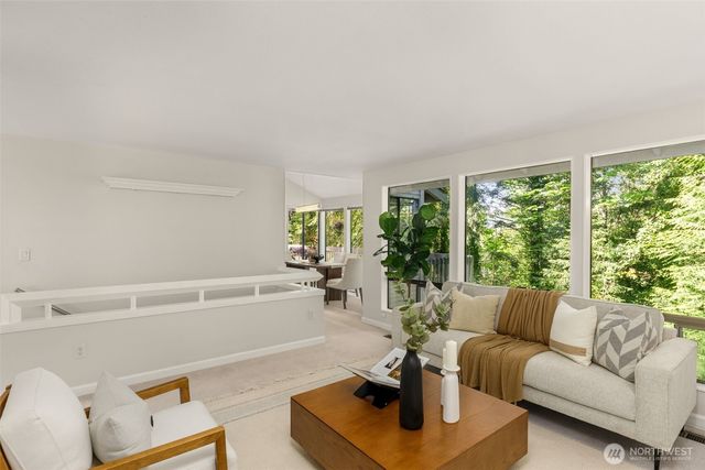 5221 Somerset Drive SE, Bellevue, WA 98006