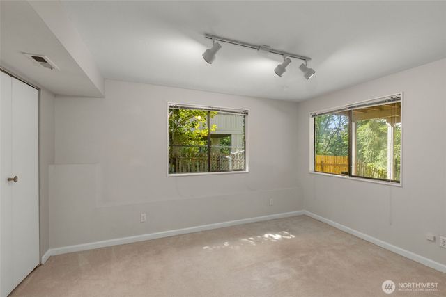 5221 Somerset Drive SE, Bellevue, WA 98006