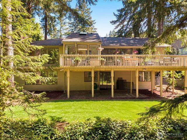 5221 Somerset Drive SE, Bellevue, WA 98006