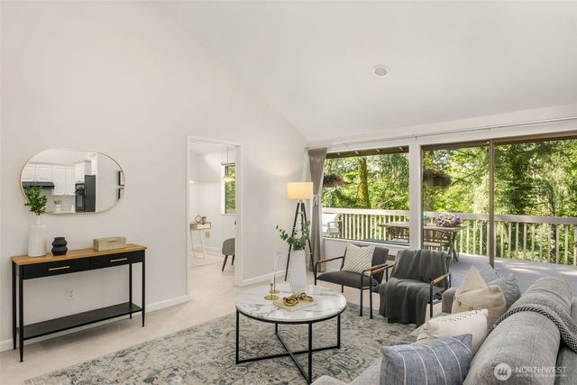 5221 Somerset Drive SE, Bellevue, WA 98006