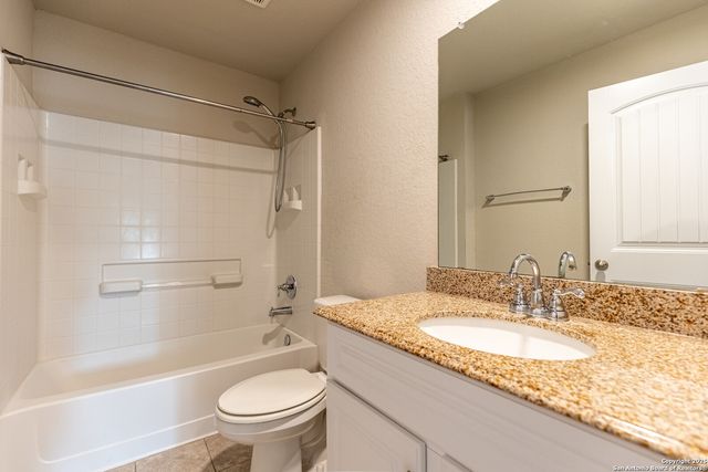 10322 Relic Oaks, San Antonio, TX 78240