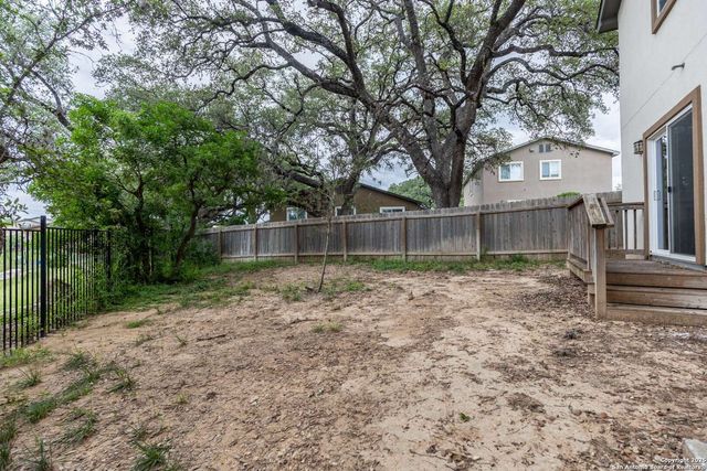 10322 Relic Oaks, San Antonio, TX 78240