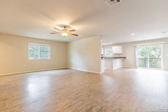 10322 Relic Oaks, San Antonio, TX 78240