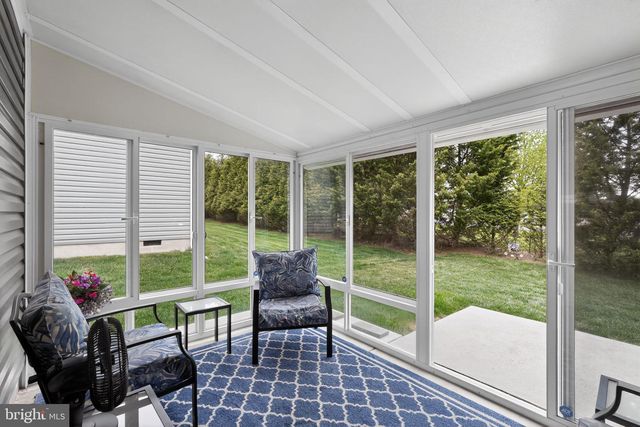 411 HONEYSUCKLE LN, Blue Bell, PA 19422