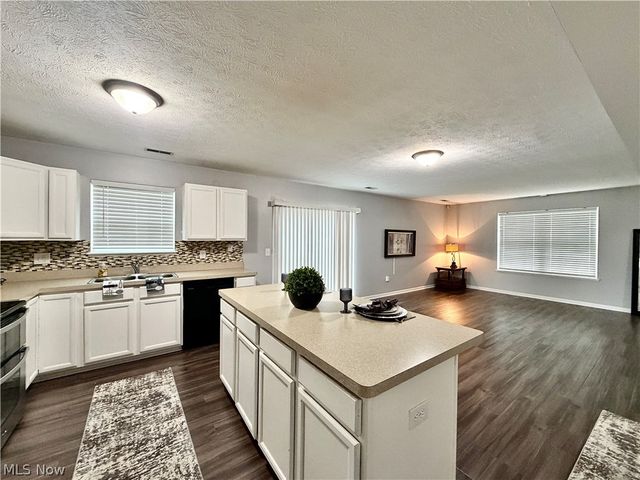 3558 E 71st Street, Cleveland, OH 44105