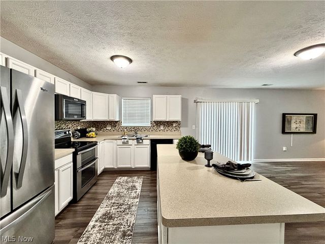 3558 E 71st Street, Cleveland, OH 44105