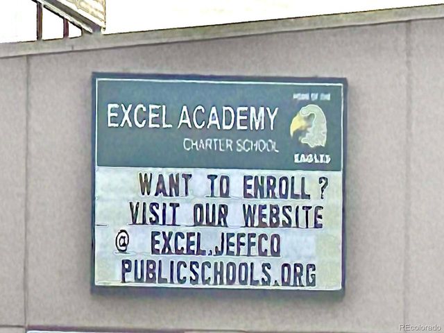 8436 Pierson Ct, Arvada, CO 80005