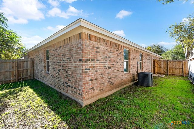 1216 N 18th Street, Killeen, TX 76541