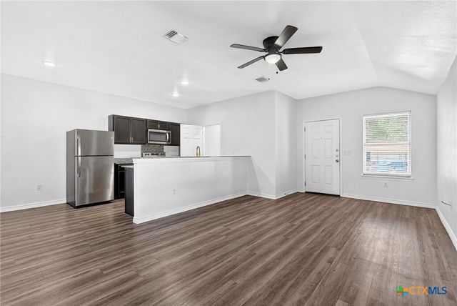 1216 N 18th Street, Killeen, TX 76541