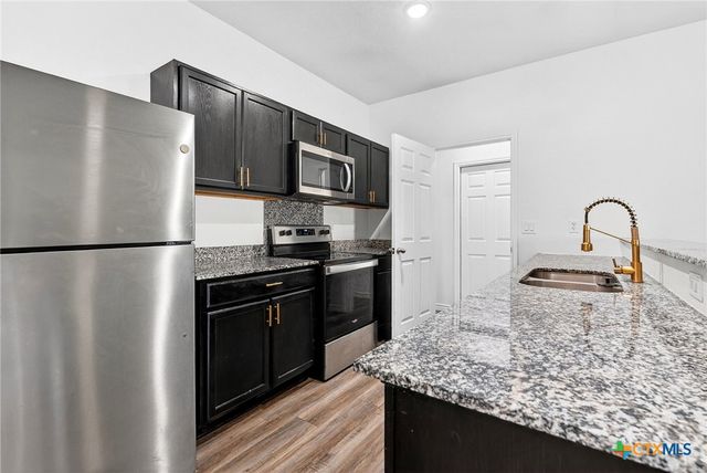 1216 N 18th Street, Killeen, TX 76541