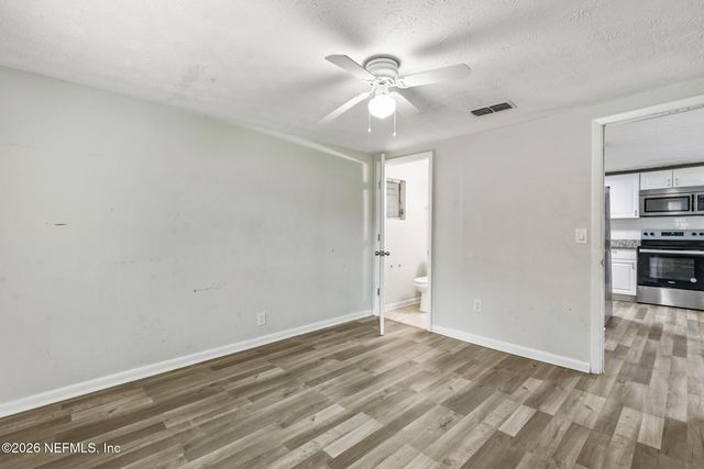 5246 DEVRON Drive, Jacksonville, FL 32209