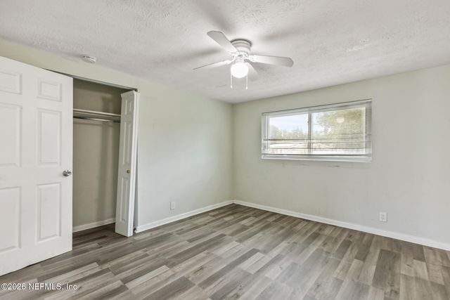 5246 DEVRON Drive, Jacksonville, FL 32209