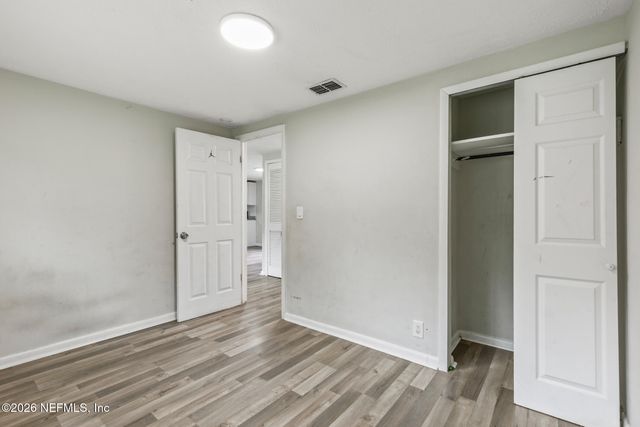 5246 DEVRON Drive, Jacksonville, FL 32209