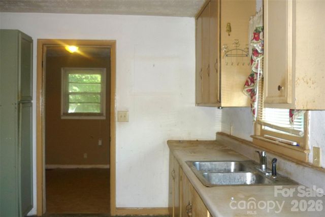 407 N Pear Street, Gastonia, NC 28054