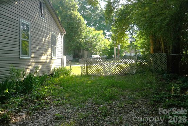 407 N Pear Street, Gastonia, NC 28054