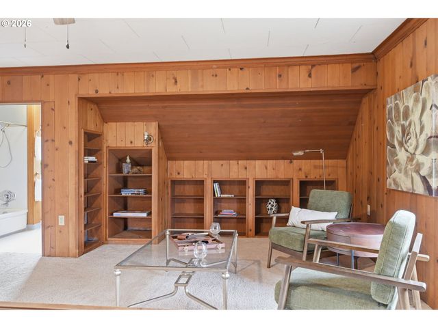 1314 DALTON Dr, Eugene, OR 97404