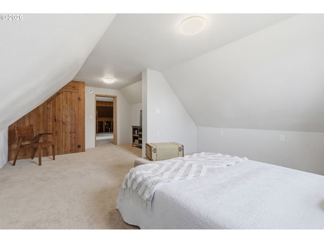 1314 DALTON Dr, Eugene, OR 97404