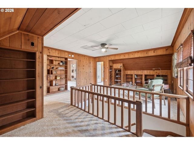 1314 DALTON Dr, Eugene, OR 97404