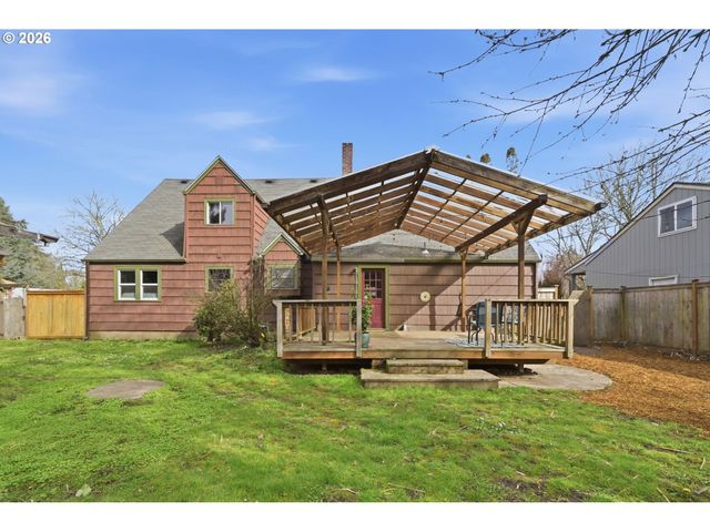 1314 DALTON Dr, Eugene, OR 97404