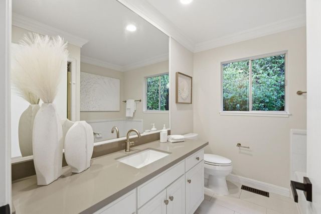 20 Campo Bello Court, Menlo Park, CA 94025