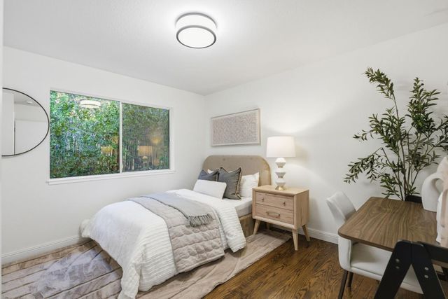 20 Campo Bello Court, Menlo Park, CA 94025