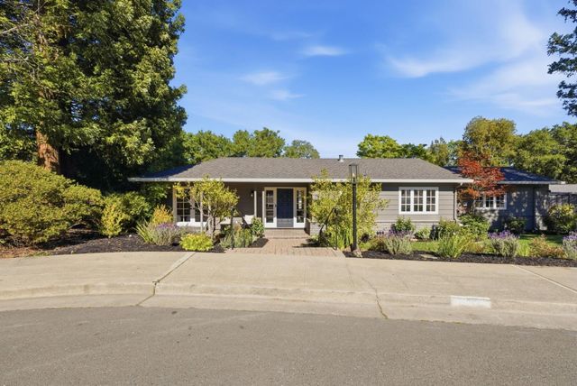 20 Campo Bello Court, Menlo Park, CA 94025