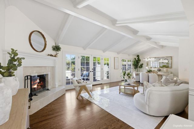 20 Campo Bello Court, Menlo Park, CA 94025