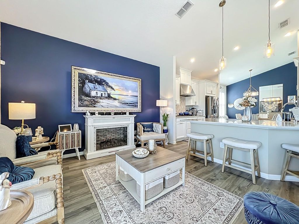 Image 20 of property listing at 2381 HICKORY GROVE STREET, Clermont, FL 34715